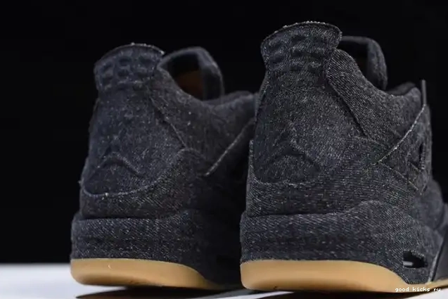 Levi's x Jordan Air AO2571-001 'black' 4 0608